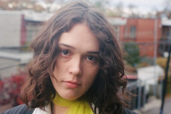 Alicia Clara 'Nothing Dazzled' © Taryn Fleischmann