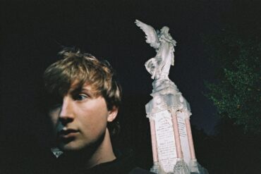 Dove Ellis © Xander Lewis