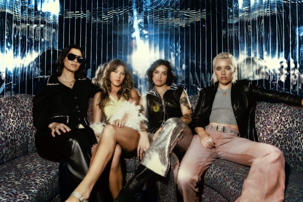 The Aces 'Gold Star Baby' © Dana Trippe