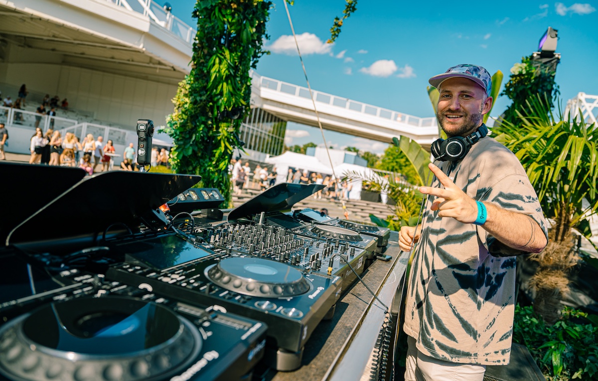 Alex Breitling © 2025