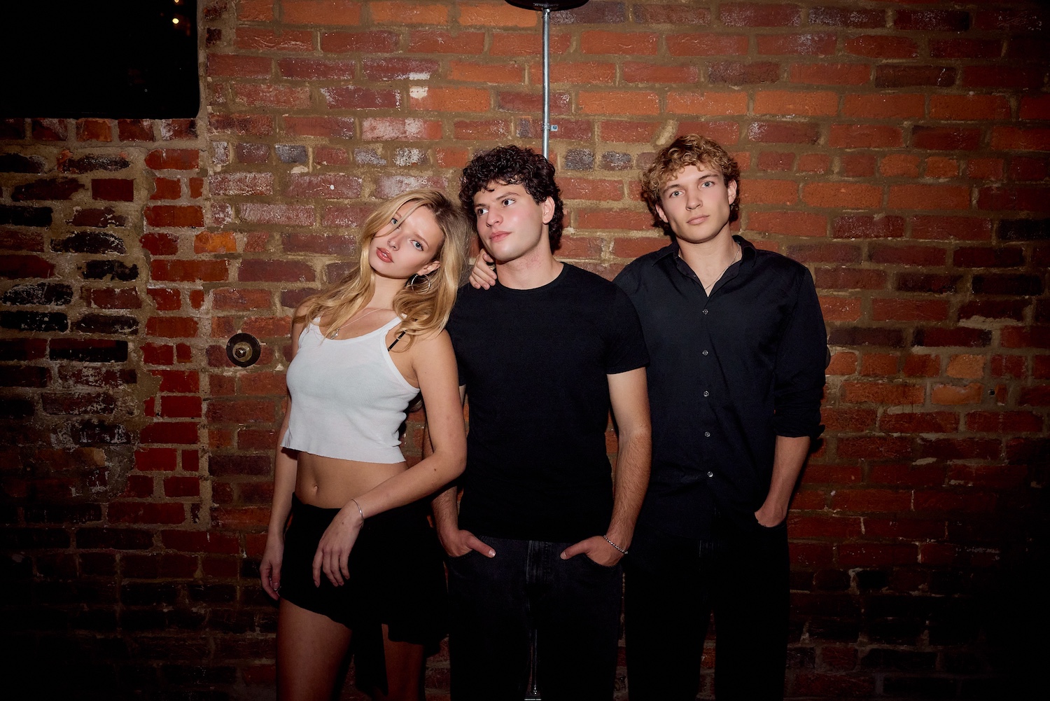 Jade Street (Zachary Zwelling, Eli Meyuhas) and Apple Martin © Maggie London