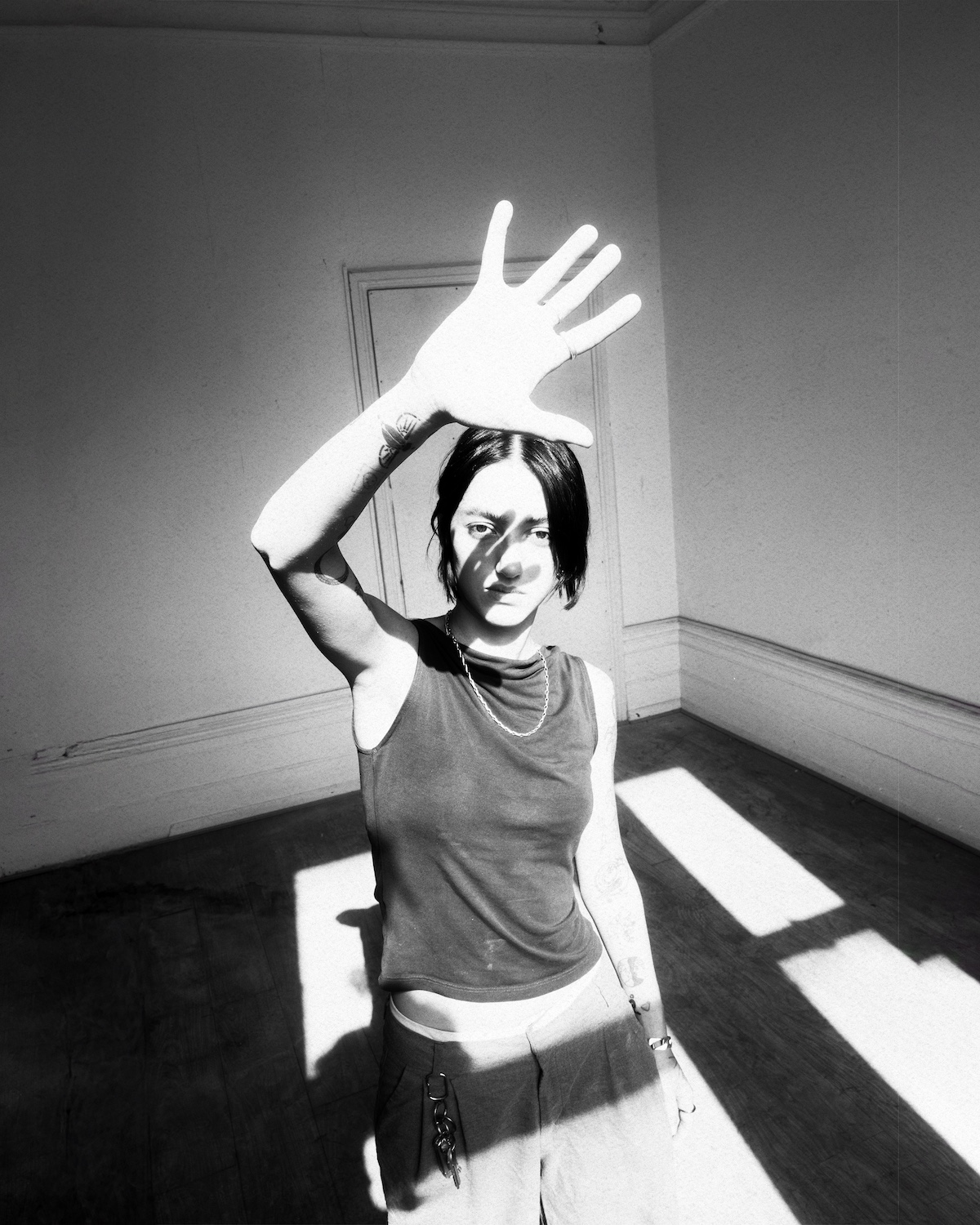 Reem Mitten © Luca Bailey