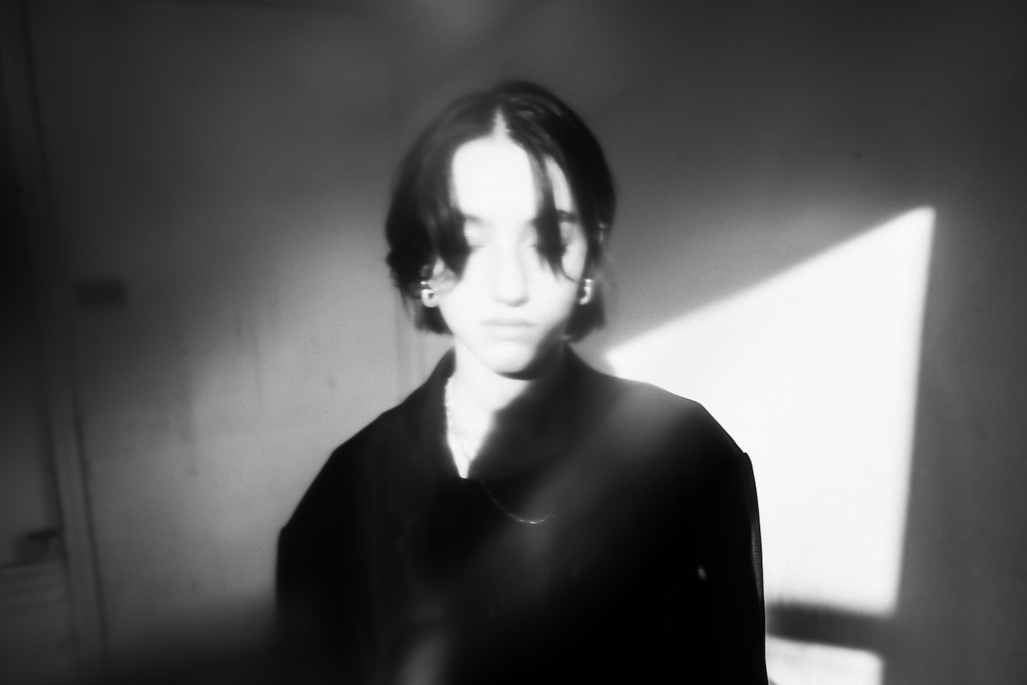 Reem Mitten © Luca Bailey