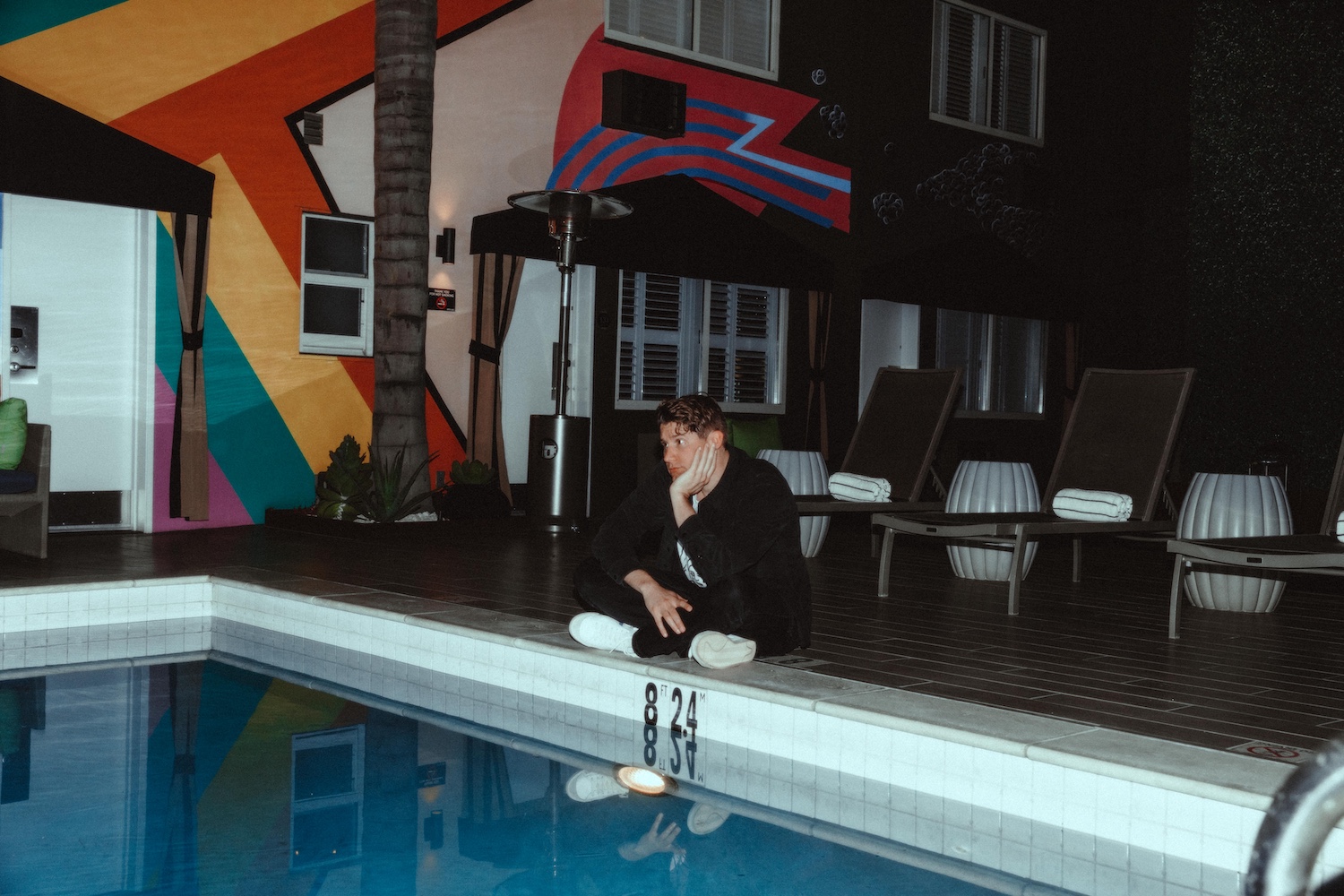 Van Scott "Turn Off the Tears" © Elaine Tantra