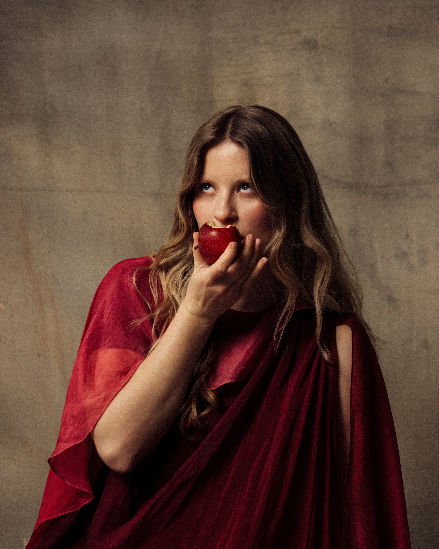 Paris Paloma "Good Girl" © Phoebe Fox