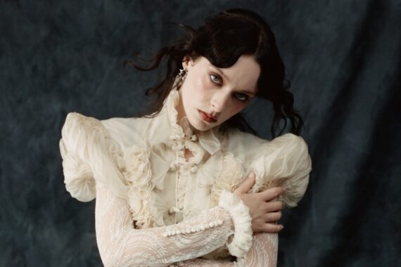 Holly Humberstone "To Love Somebody" © Silken Weinberg