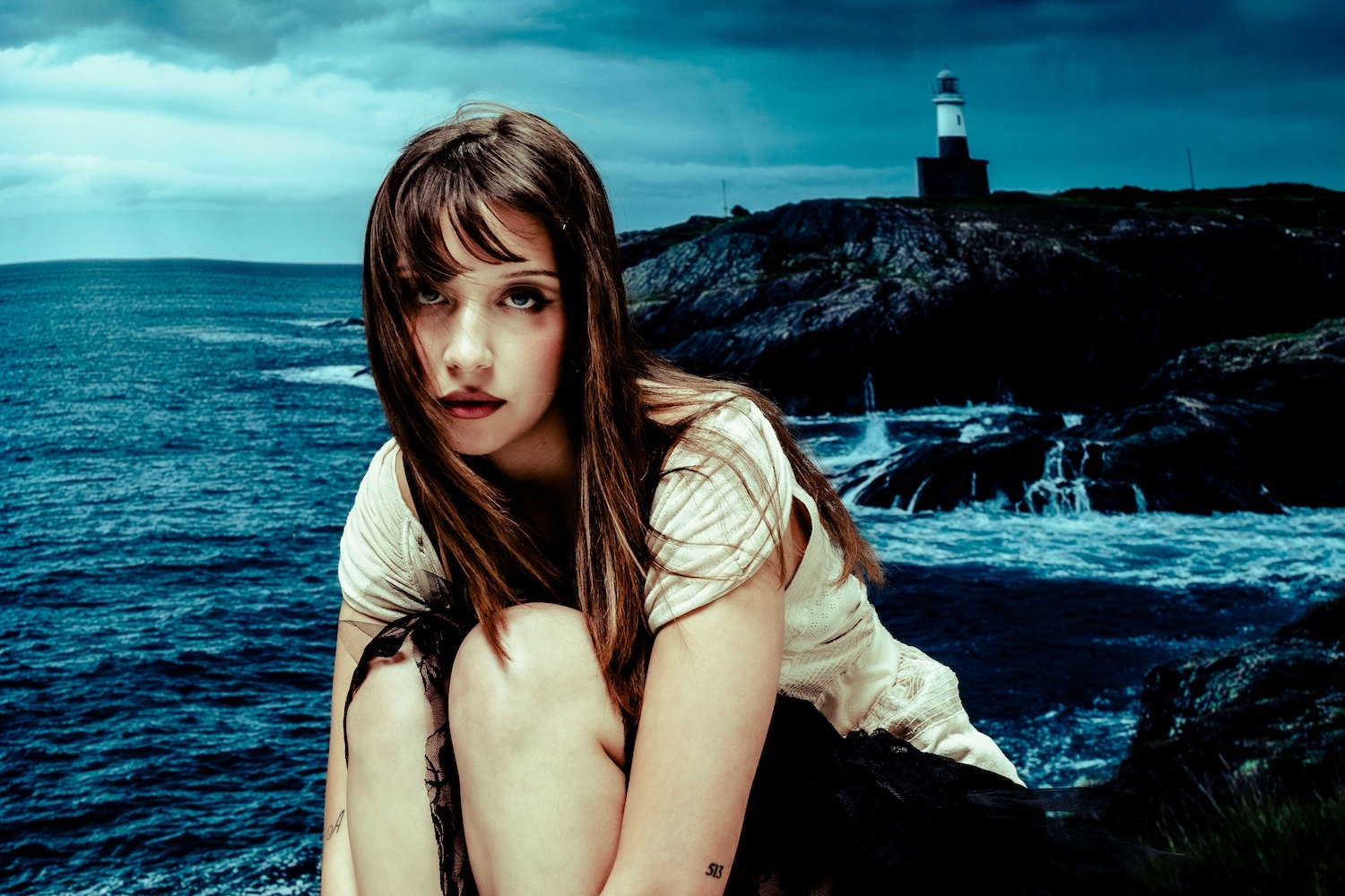 “This Is the Eleventh Hour”: Lia Pappas-Kemps Fires the Flare on “Towers,” a Smoldering Reckoning at the Breaking Point - Atwood Magazine