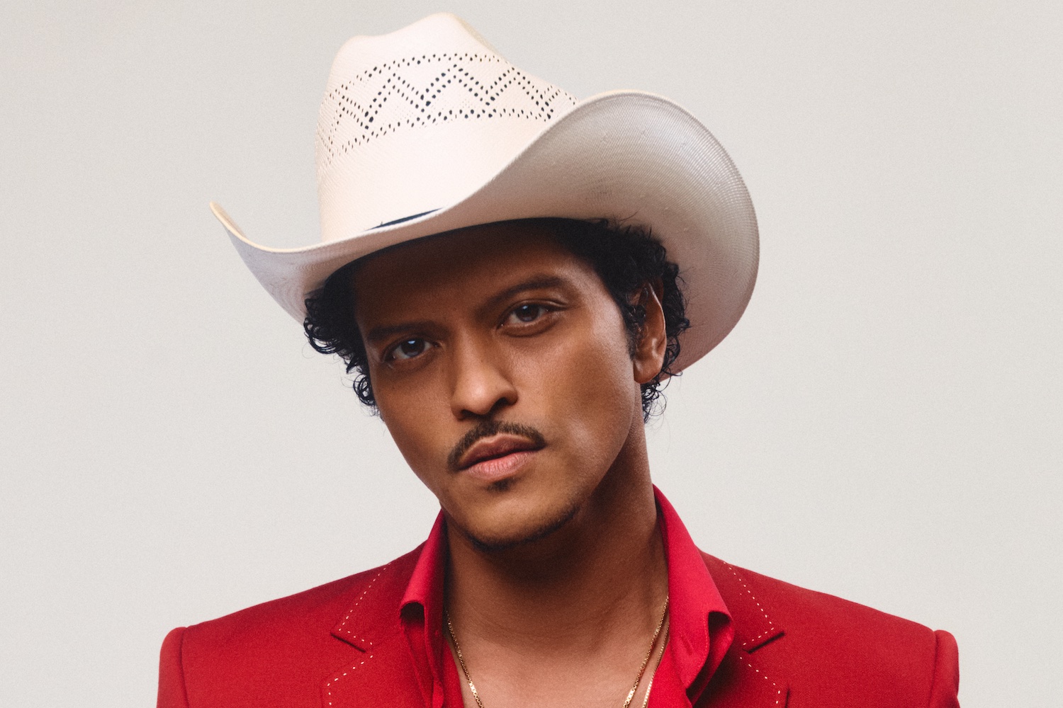 Bruno Mars Delivers Charming, Slow-Burning Fun on ‘The Romantic’ - Atwood Magazine
