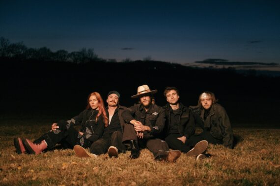 Happy Landing © Orchee Sorker