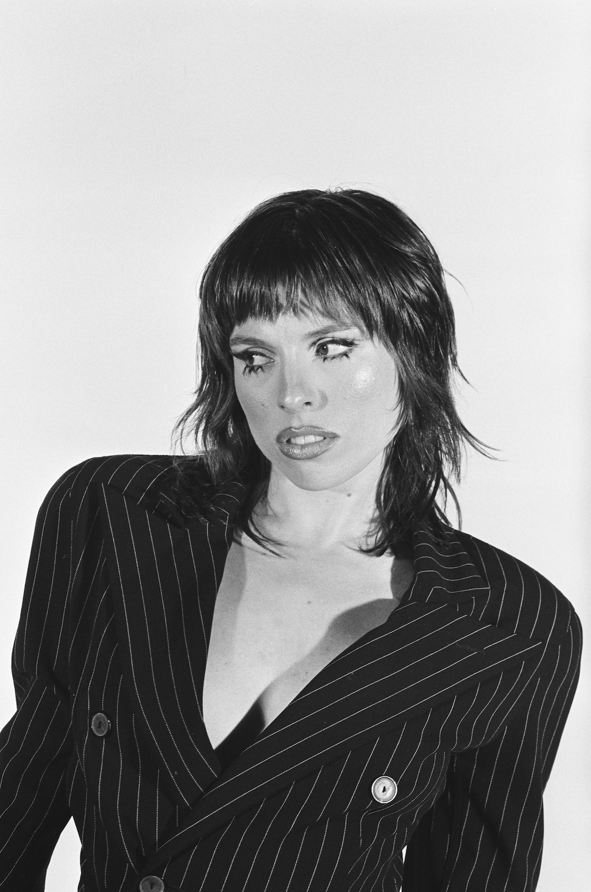 Mia Nicolai "Nothing Compares to This Feeling" © Joelle Grace