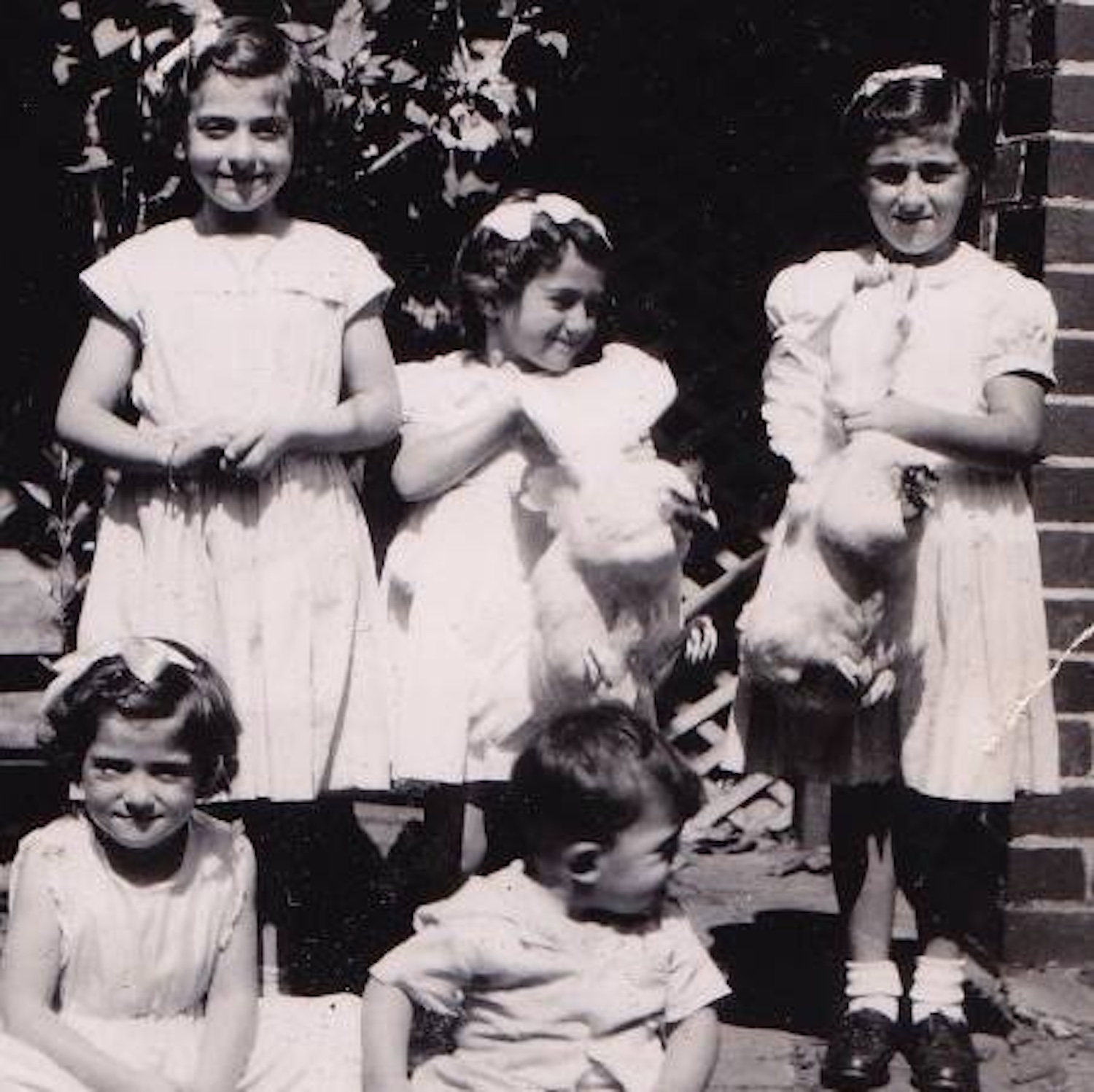 Rizzuto kids (Elizabeth's mother is bottom left)