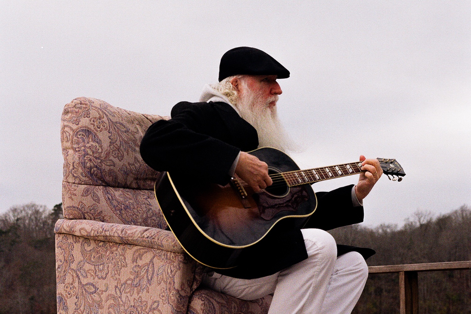 Take a Trip Down Memory Lane with Robert Lester Folsom’s “I Don’t Know” - Atwood Magazine