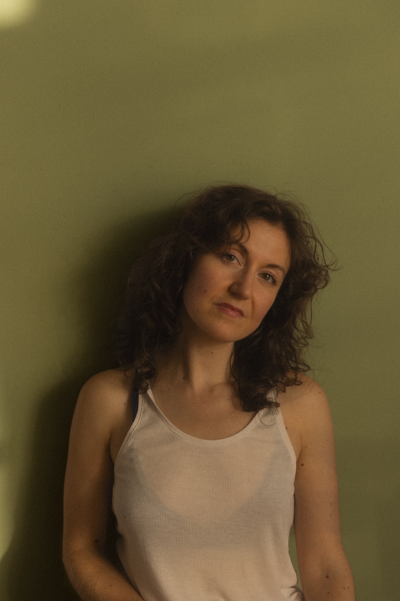 Returning to Tessa Rose Jackson, she says, feels like coming home. © Bibian Bingen