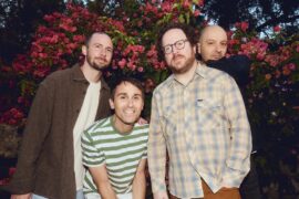 The Pretty Flowers © Sami Drasin