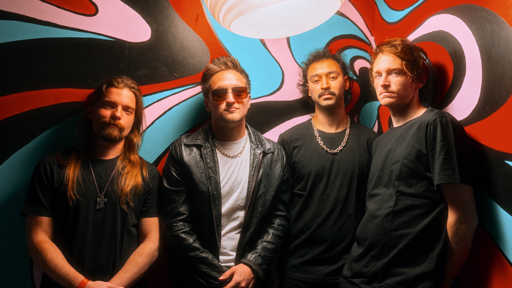 Noshows "FOMO" © Zach Munowitz