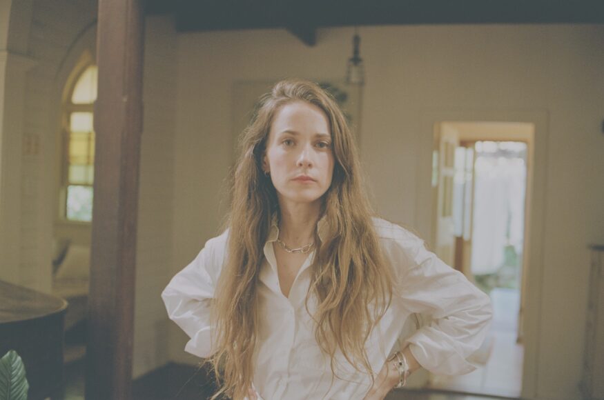 Emma Louise "Sunshine for Happiness" © Sam Kristofski