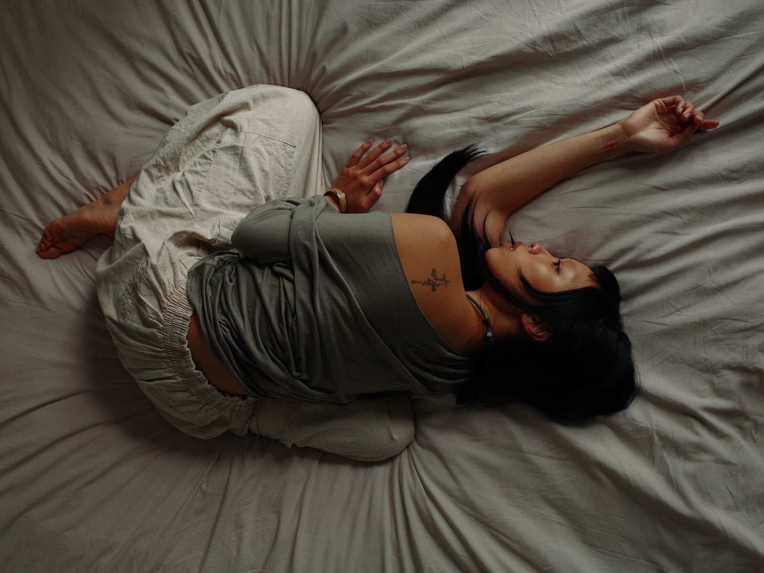 chantel "Into Song Again" © Mitch Fielder