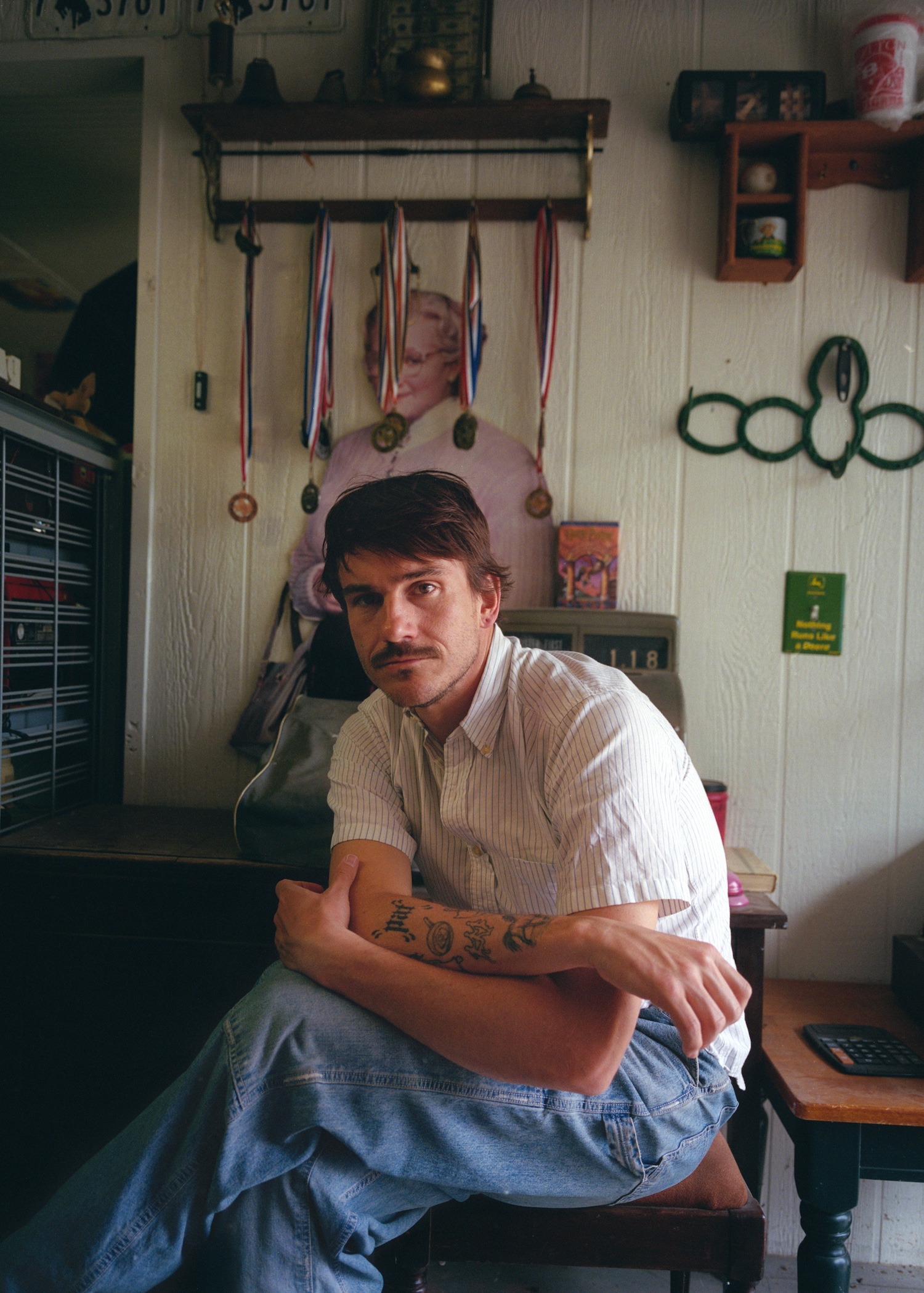 Medium Build's Nick Carpenter © Beth Garrabrant