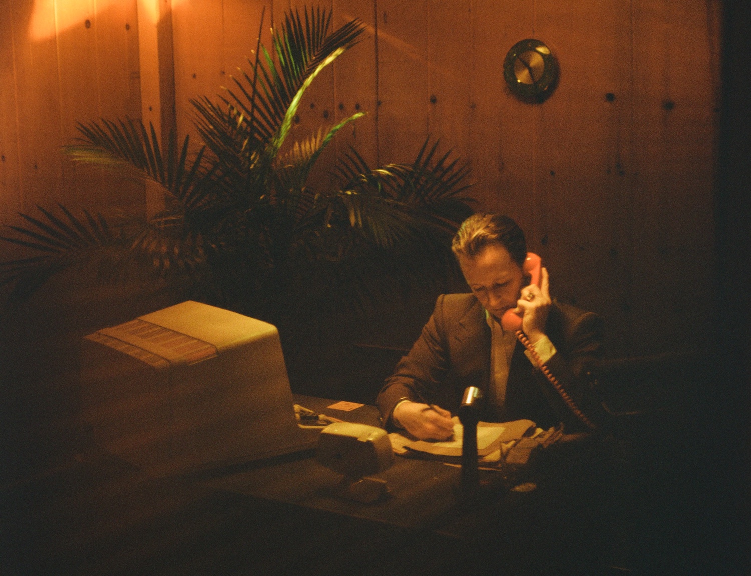 Parlour Magic © Hannah Wyatt