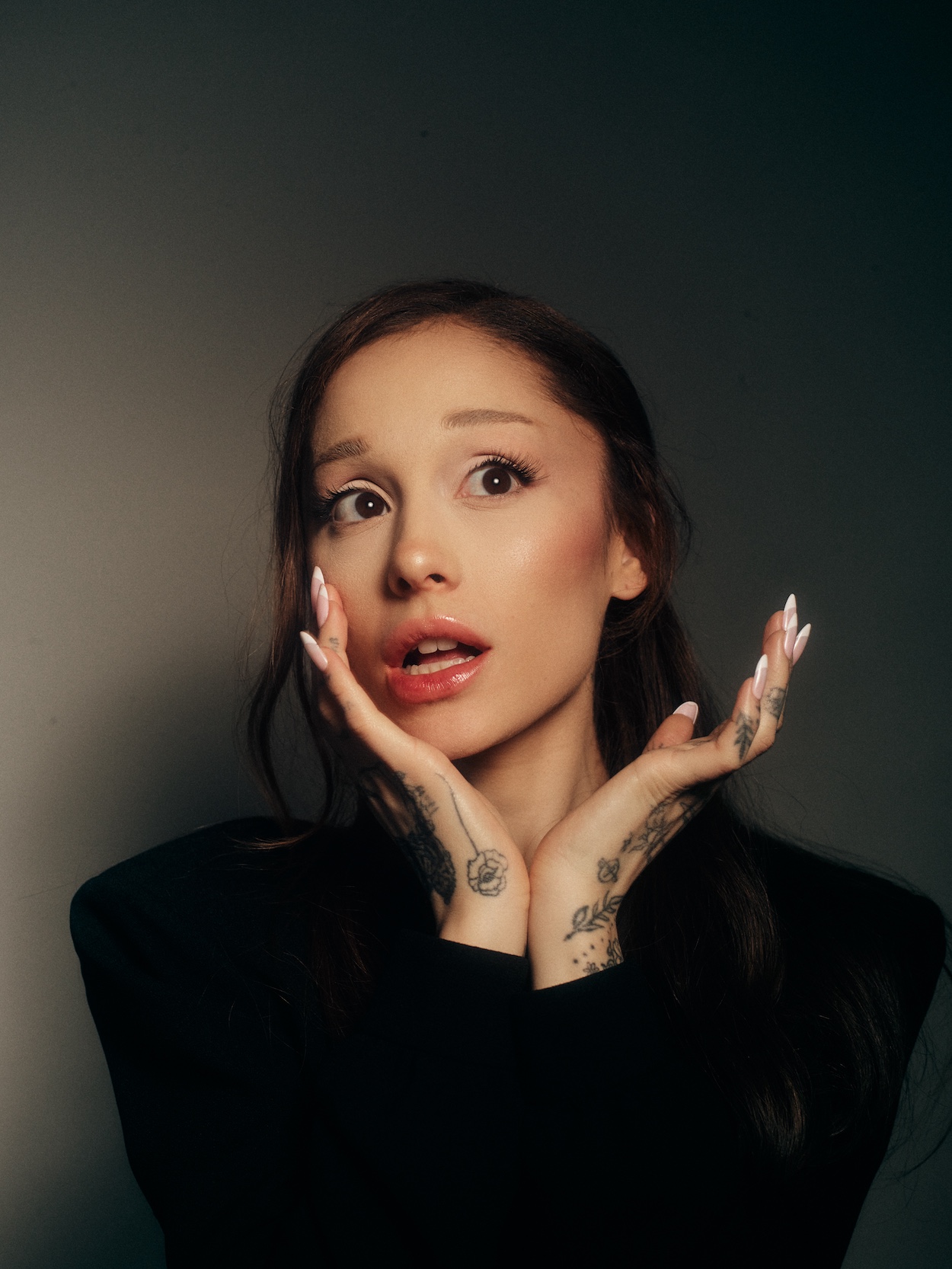 Ariana Grande "petal" © Katia Temkin