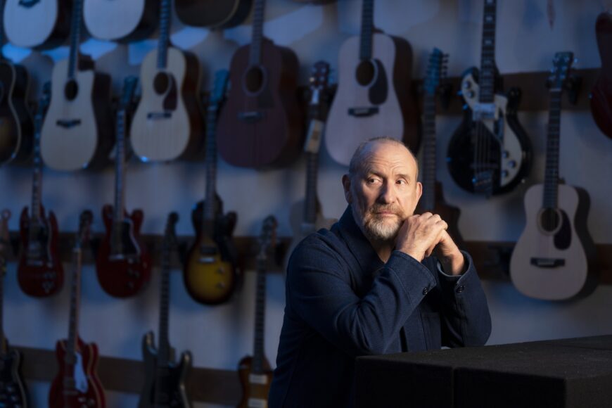 Men at Work's Colin Hay © Paul Mobley Studio