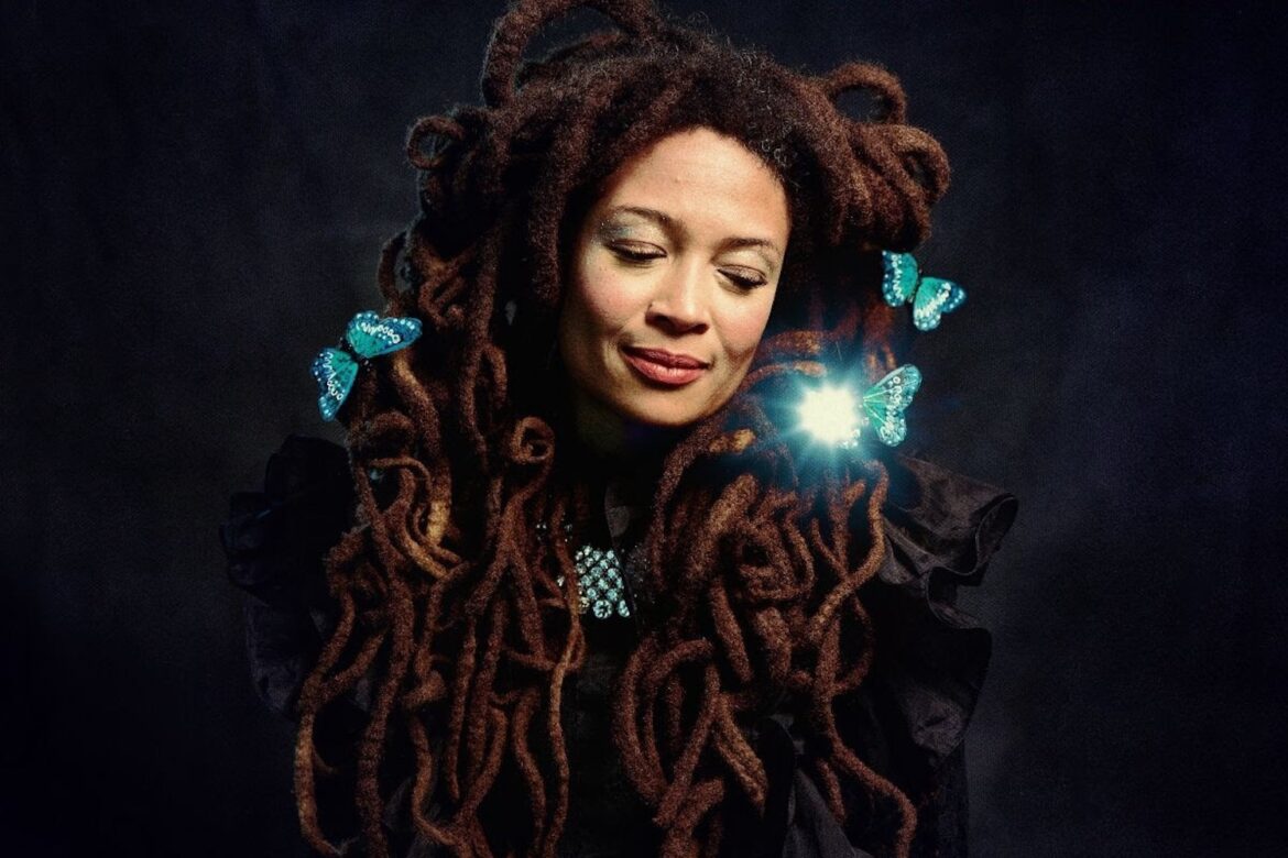 Valerie June 'Brighter Blue' © Danny Clinch