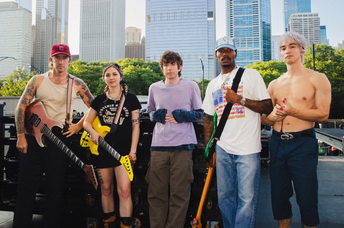 Turnstile © Trevor Roberts